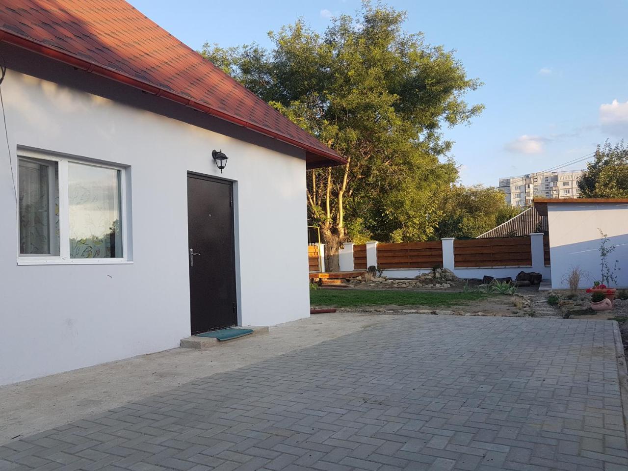 Ethnic House In Town Center Βίλα Cahul Εξωτερικό φωτογραφία